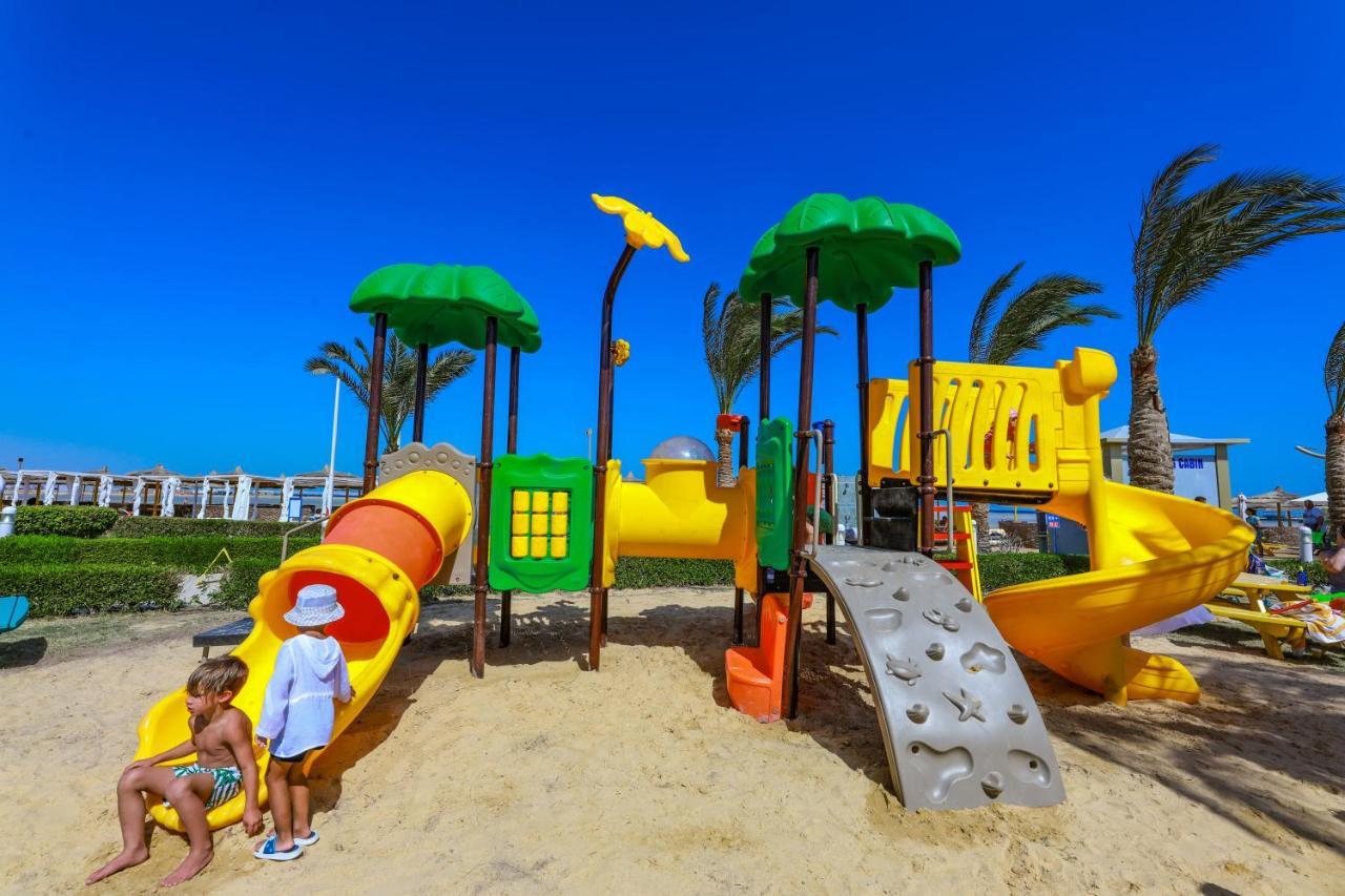 Titanic Palace Families And Couples Only Hurgada Dış mekan fotoğraf Playground in Egypt