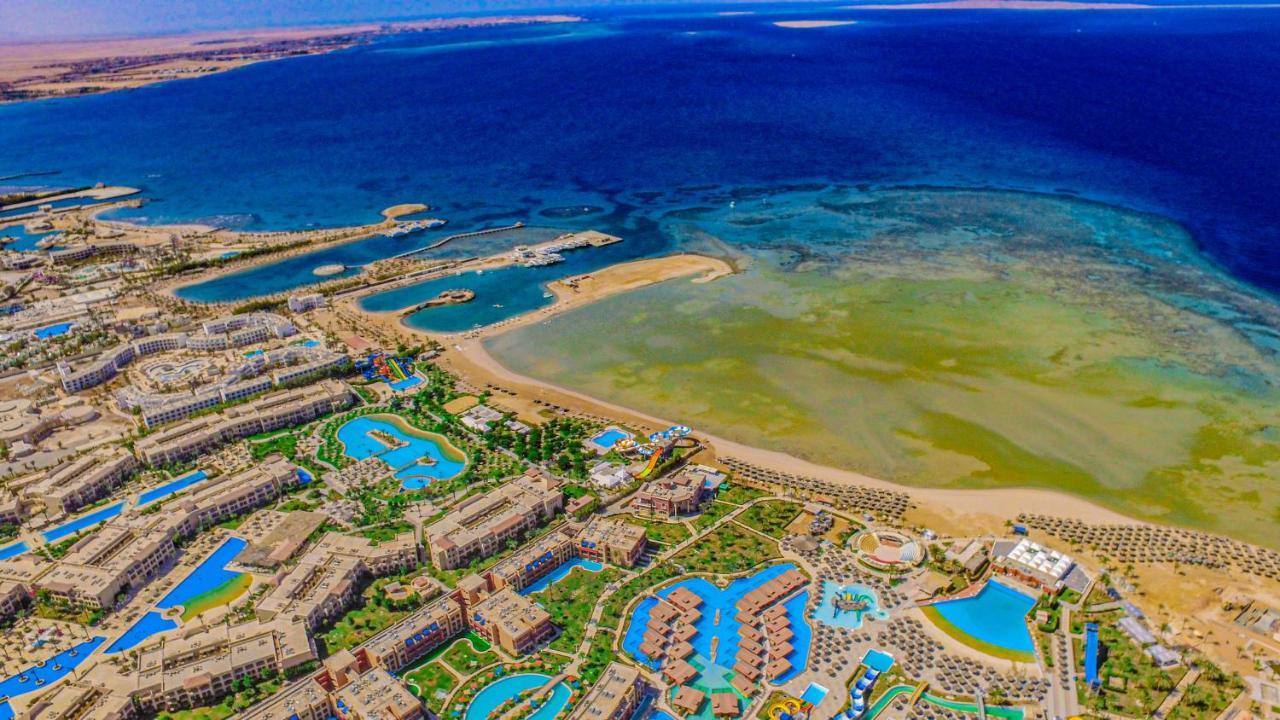 Titanic Palace Families And Couples Only Hurgada Dış mekan fotoğraf Aerial view of El Alamein