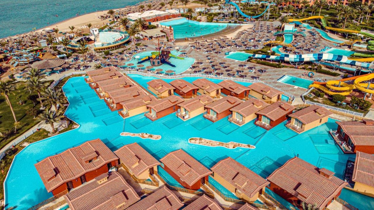 Titanic Palace Families And Couples Only Hurgada Dış mekan fotoğraf Aerial view of the resort